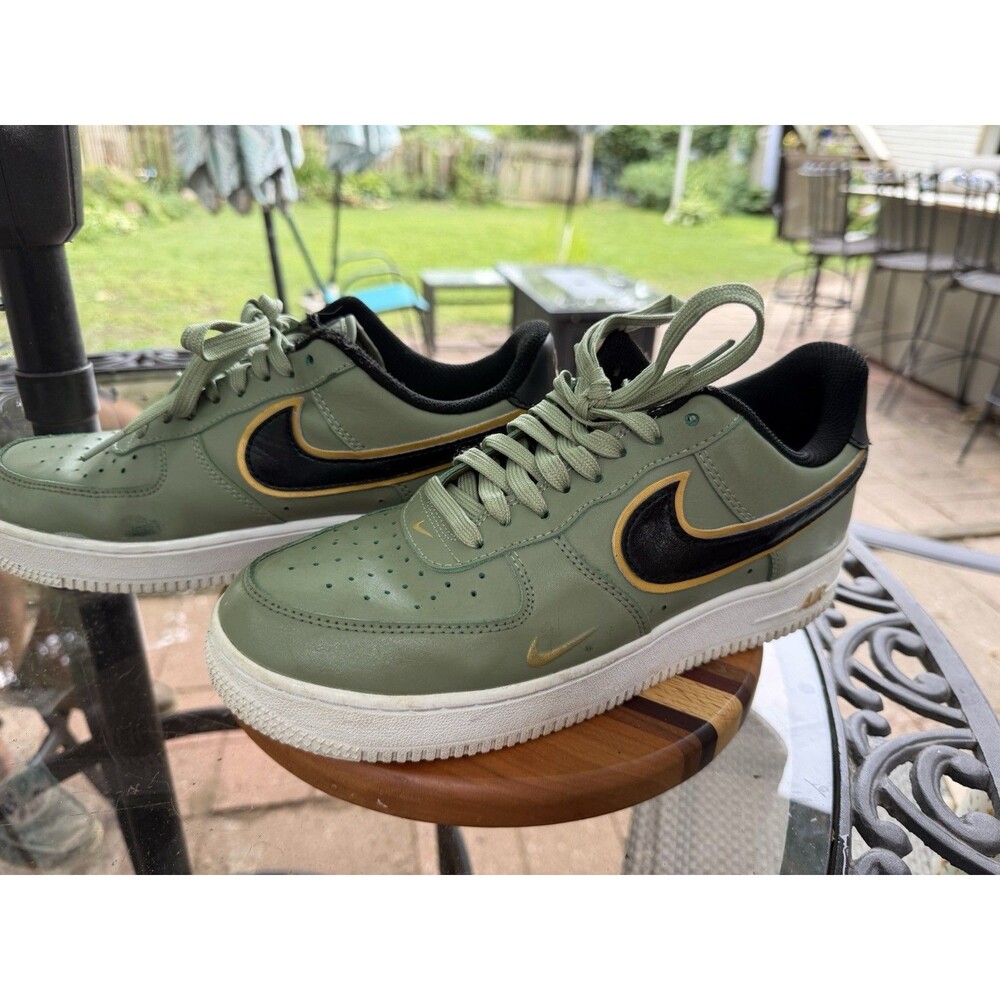 Nike Air Force 1 '07 LV8 Low Metallic Swoosh Pack Oil Green DA8481-300 8.5 - Picture 3 of 8